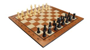 صفحه کلاسیک و مهره فدراسیونی مستر شطرنج رنگ عسلی