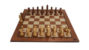 صفحه شطرنج کلاسیک و مهره چوبی فدراسیونی رنگ عسلی