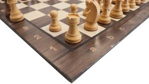 صفحه شطرنج کلاسیک و مهره چوبی مستر شطرنج